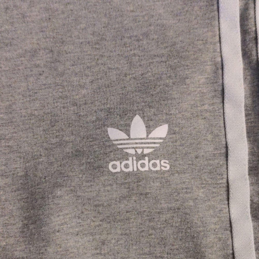 Adidas Gray Leggings with Tapered Design and‎ Elastic Waistband - Picture 3 of 7